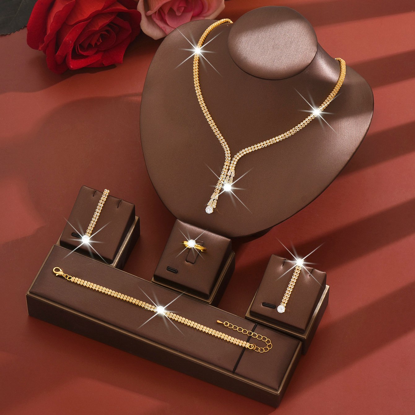 Supply Light Luxury Simple Clavicle Chain Exquisite Claw Chain Crystal Earrings Necklace Set