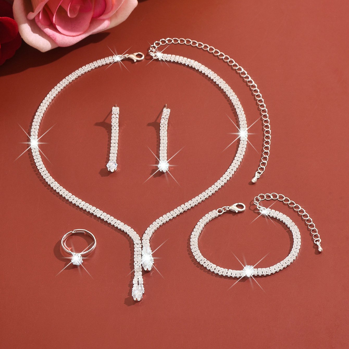 Supply Light Luxury Simple Clavicle Chain Exquisite Claw Chain Crystal Earrings Necklace Set